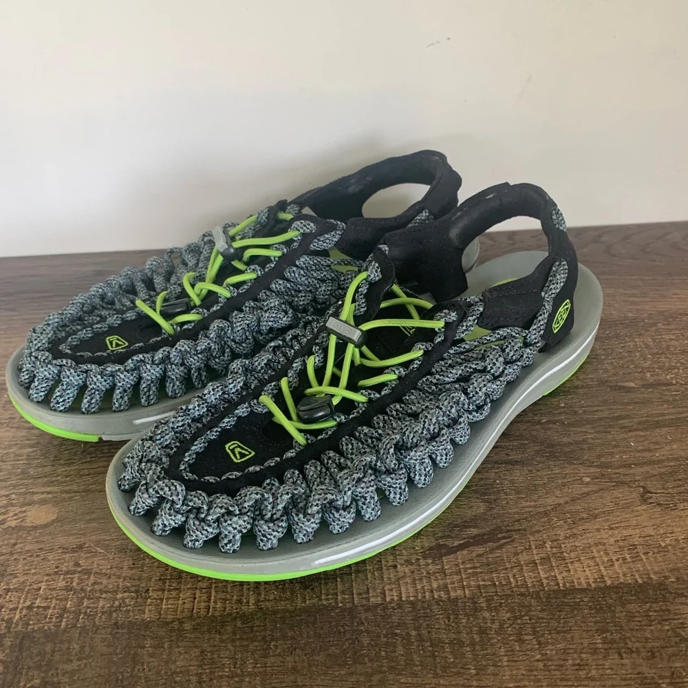 Keen Uneek Green Bkack Sport Sandals Men’s Size 8.5 Water Shoes Hiking Fishing